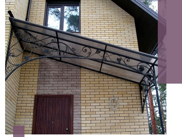 Односкатные козырьки из металла под ключ в Набережных Челнах