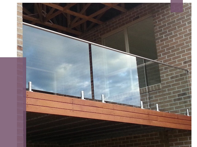 Стеклянные парапеты на крыше и террасе в Набережных Челнах от 11428 руб. | ПРОЛЁТ-Нбр